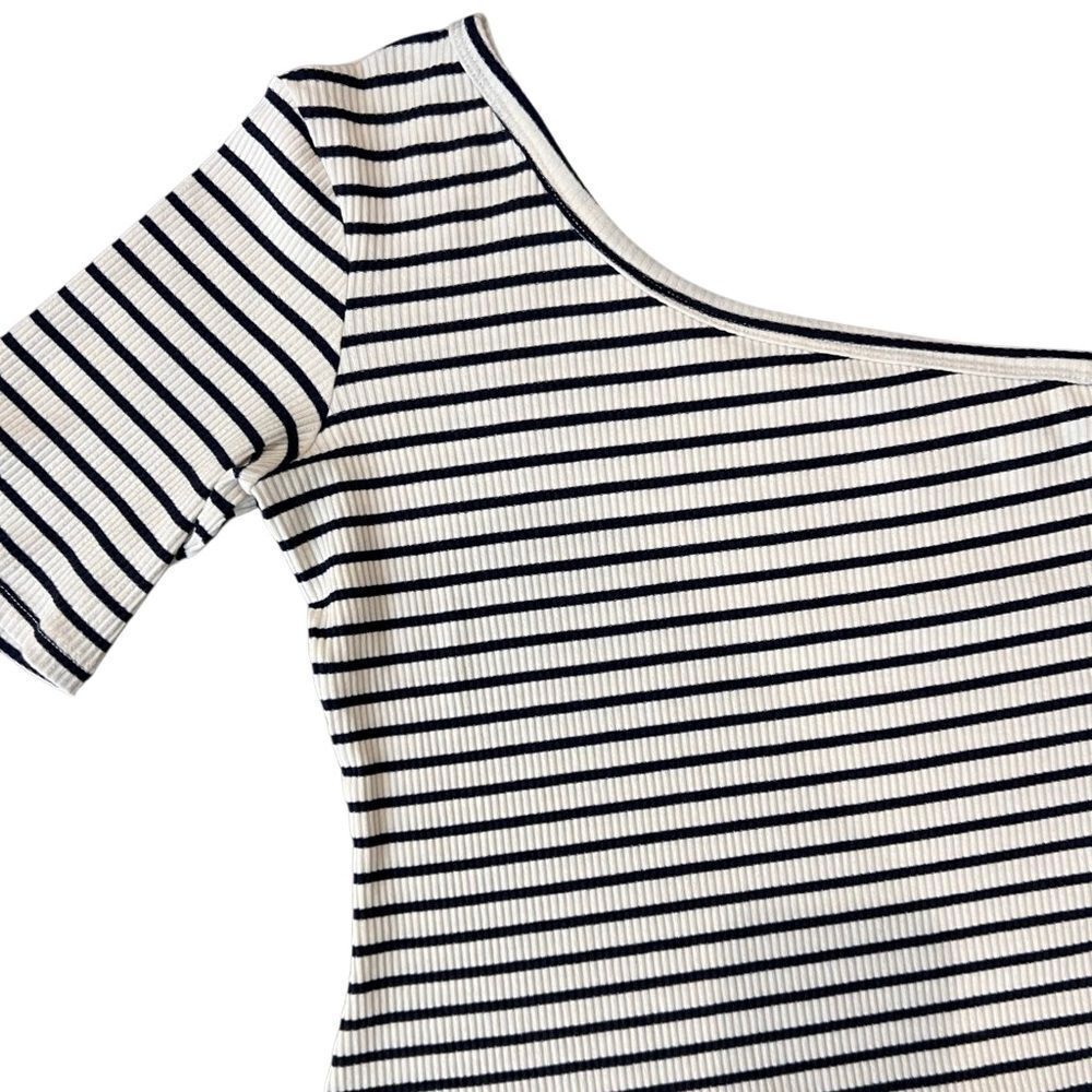 RITA ROW Ras Striped Blue Top One-Shoulder Size Large - Picture 12 of 15
